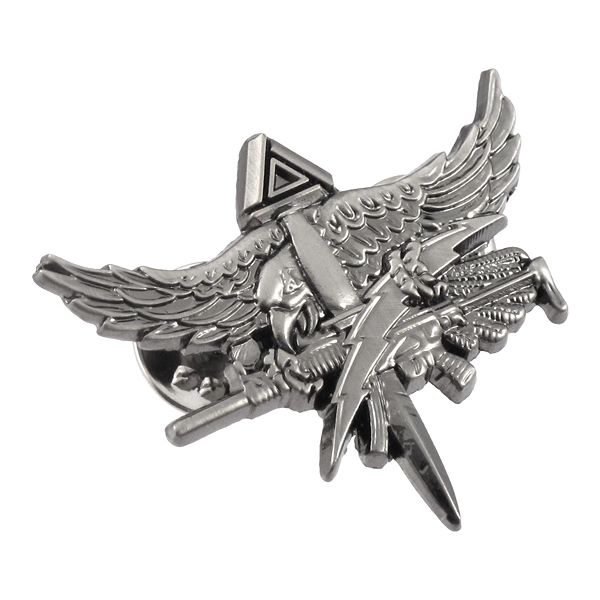 Custom Made Pins in 3D