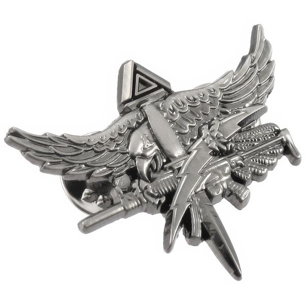 Custom made 3d lapel pin